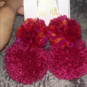 Double Pom earrings
